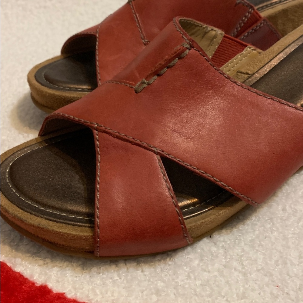 Naturalizer Women's Red Leather Mules size 8.5